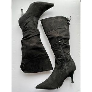 Women’s Suede Boots